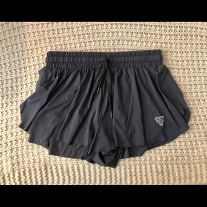 Tiktok Keiki Kona 2 in 1 flowy shorts